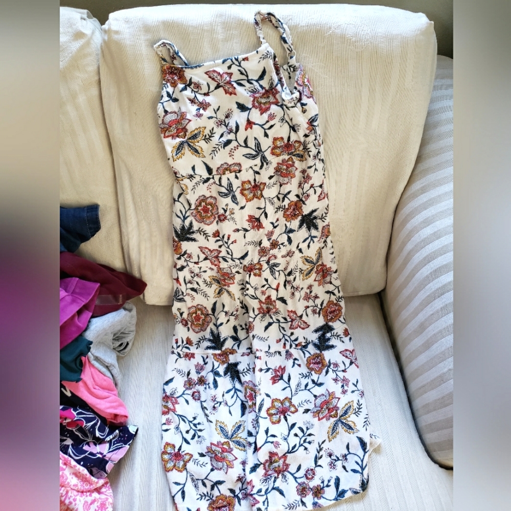 Old navy floral on cream maxi dress M